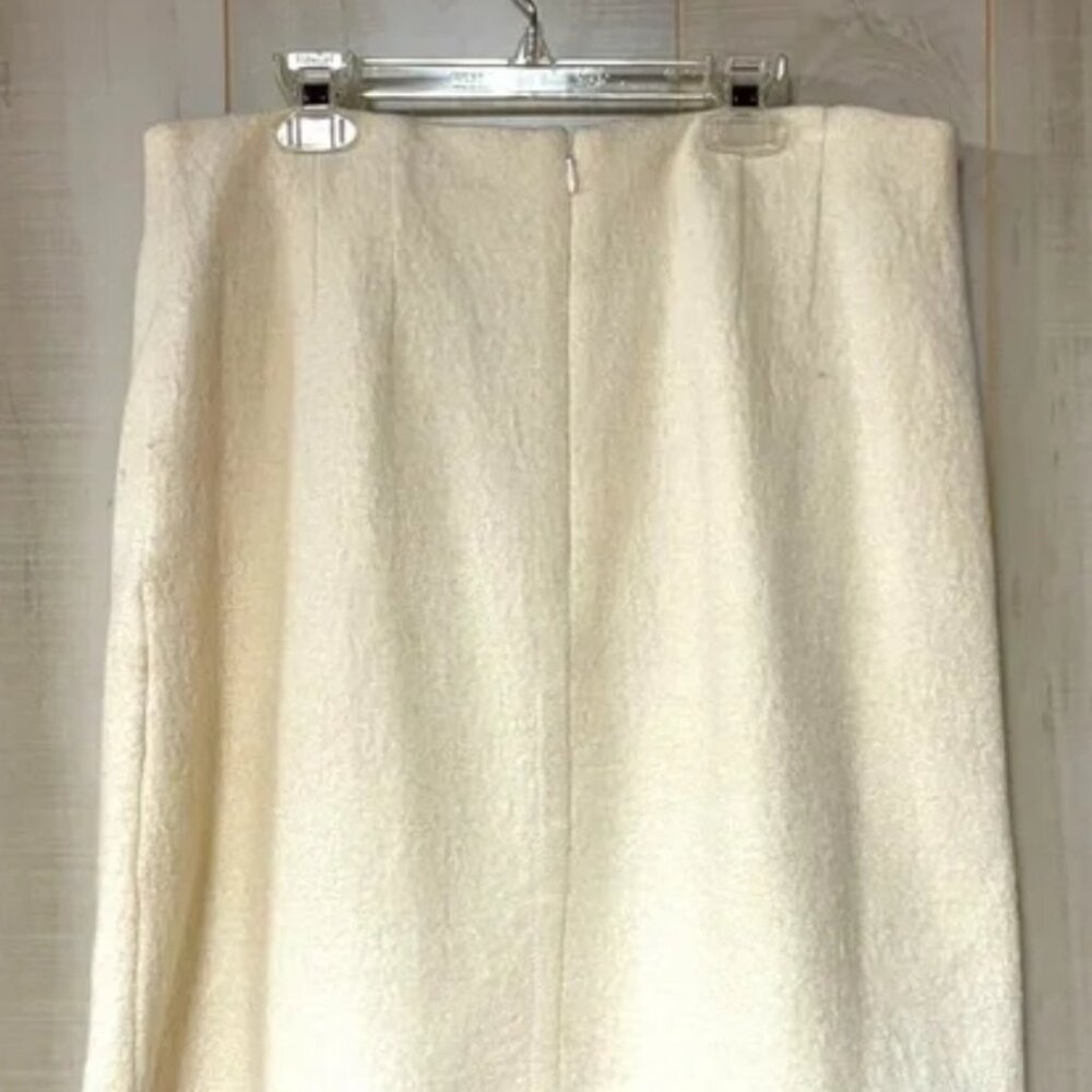 Ann Taylor Cream Wool Blend A line Skirt Sz 8 Pockets - Picture 3 of 6